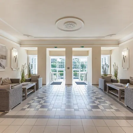 Haus Am Park 44 * Ostseebad Kühlungsborn